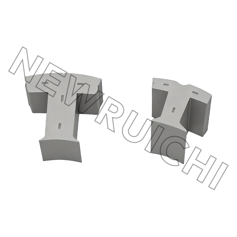 サーボモーターのステーターとローターの積層